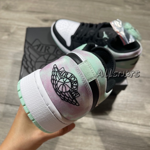 Air Jordan 1 Low Green Cloud🪸 - Picture 5 of 10